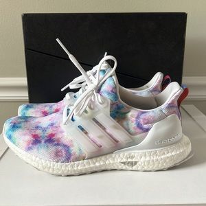 Womens ultraboost 4.0 DNA TIE-dye size 7.5, worn